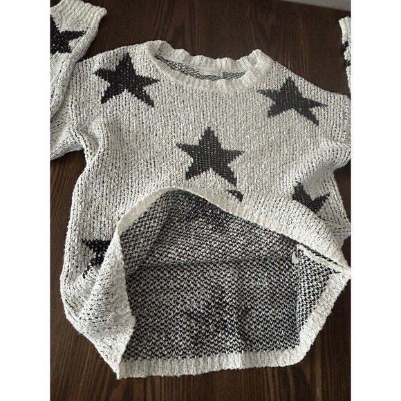Altar'd State Women's Sweater Small/Medium White Black Stars Crew Neck Pullover - Picture 12 of 16